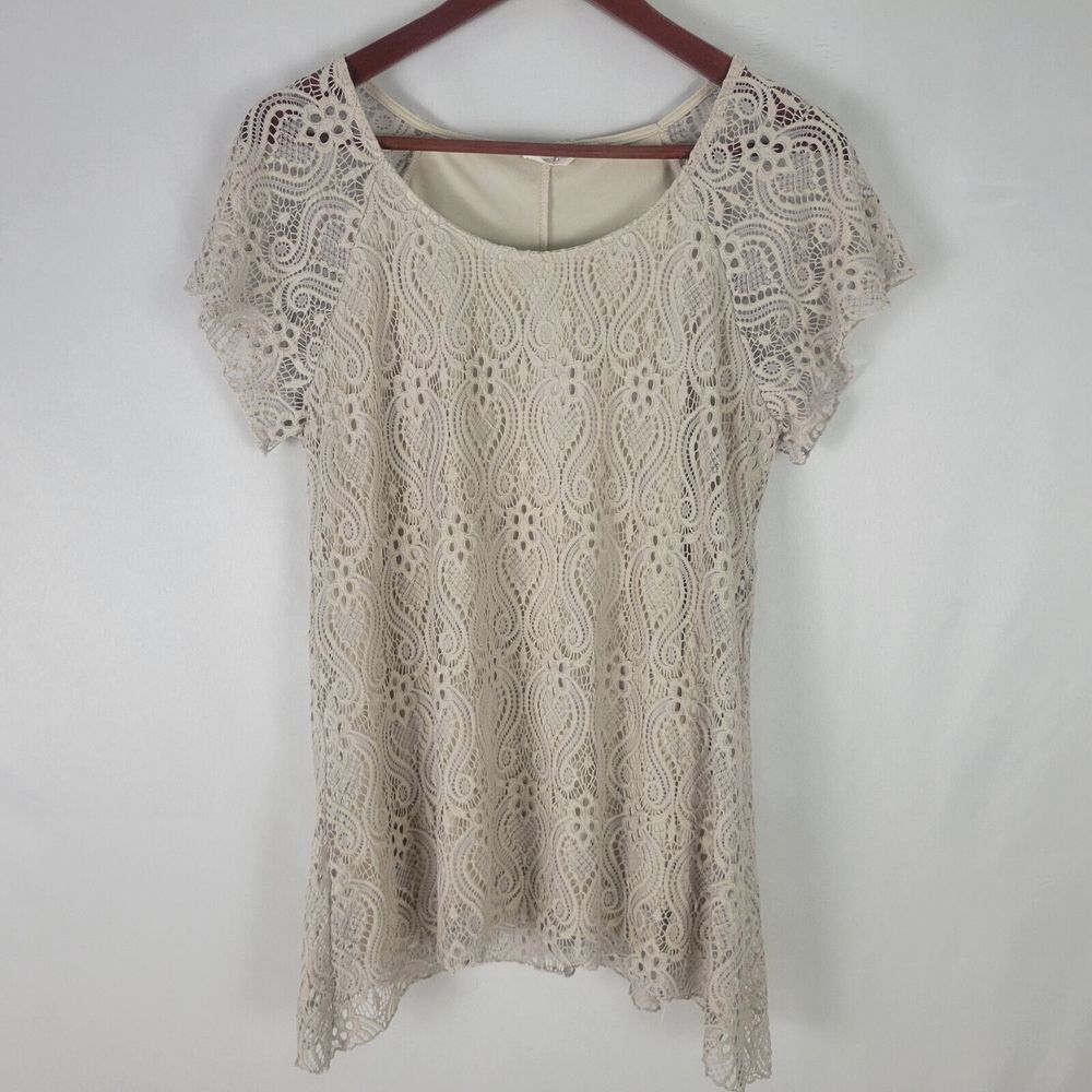 Brittany Black Shirt Womens Small‎ READ Beige Top Lace Short Sleeve Round Neck